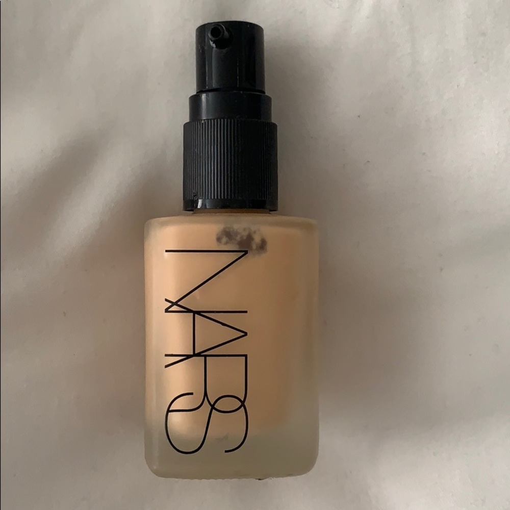 NARS sheer matte foundation in Punjab
